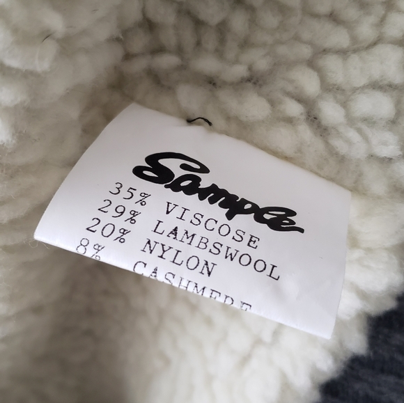 Moose Knuckles | High-collar Zip-up Cardigan - Picture 15 of 16